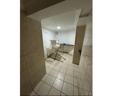 7 bedroom end of terrace house to rent - Photo 4