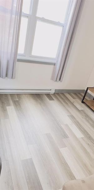 Immeuble - 258-266 Ball Grand 5 1/2 à Louer Au Centre-ville - Photo 1