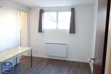 Location Appartement 4 pièces 69m² GRENOBLE 38000 - Photo 2