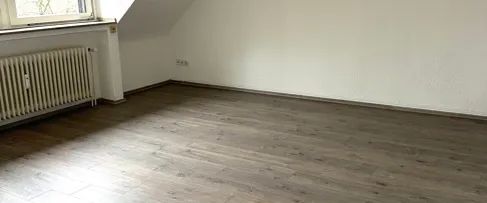 Modernisierte und moderne 3 Zimmer Wohnung mit Garage direkt am Viktoriapark in Friemersheim - Photo 1