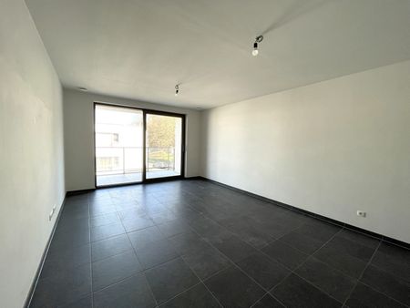 NIEUWBOUWAPPARTEMENT MET 1SLPK EN TERRAS - Foto 4