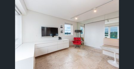 Beautiful furnished apartment with striking views - Photo 5