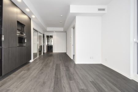 For Lease - 70 Temperance Street Unit# 4103, Toronto, Ontario - Photo 2