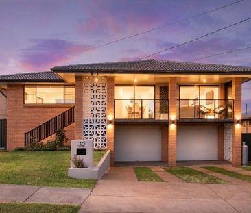 Stylish & Spacious Family Home in Mansfield - Photo 2