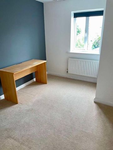 Godwin Way, Stoke-on-trent, Staffordshire, ST4 - Photo 5