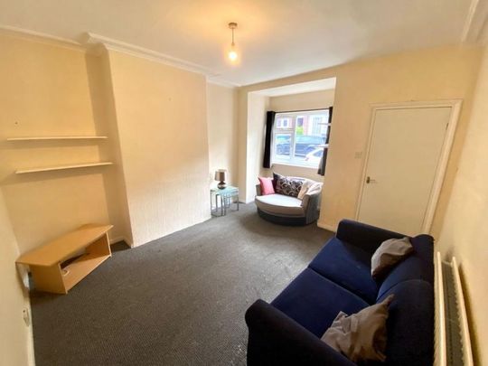 3 bedroom house share to rent - Photo 1