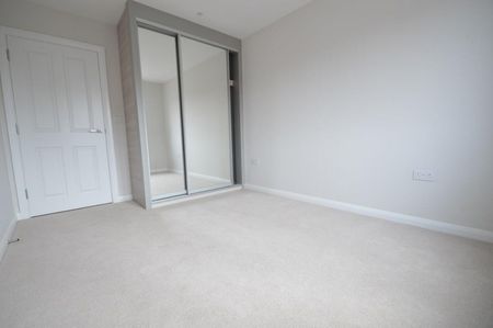 Chalvey Road East, Slough, Berkshire,SL1 - Photo 4