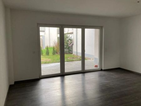 Große 3-Zimmer-Wohnung mit Terrasse im schönem Wohngebiet - Foto 2