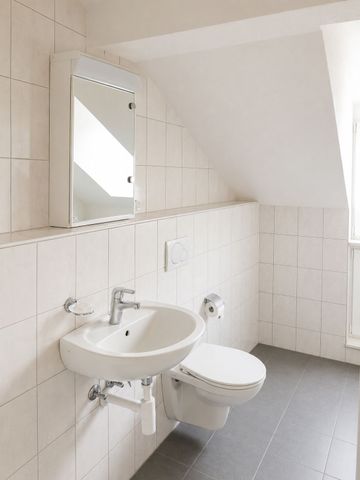 1 Zimmer, 38 m², 4. Stock - Foto 2