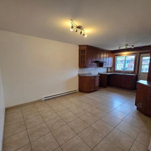 Spacieux 3 chambres proche de tout Montréal-Nord 1700$/mois - appartement / logement à louer - Photo 2