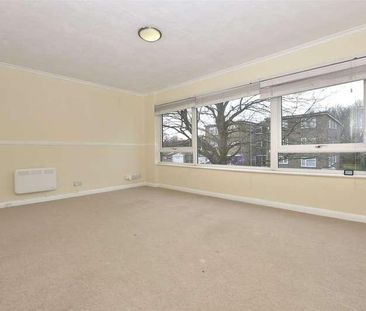 Longbridge Road, Horley, Surrey, RH6 - Photo 2