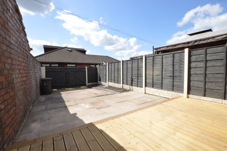 2 Bedroom Terraced House - Photo 5
