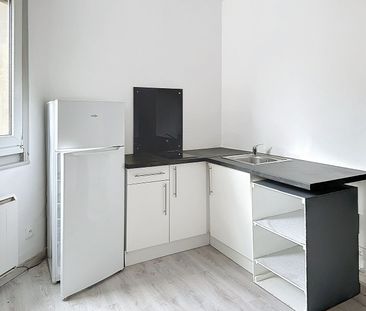 Appartement à louer - REIMS- HYPER CENTRE- - Photo 2