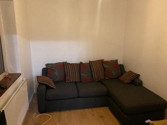 22 Blackbrook Road - refurbished student homeLoughborough - Photo 1