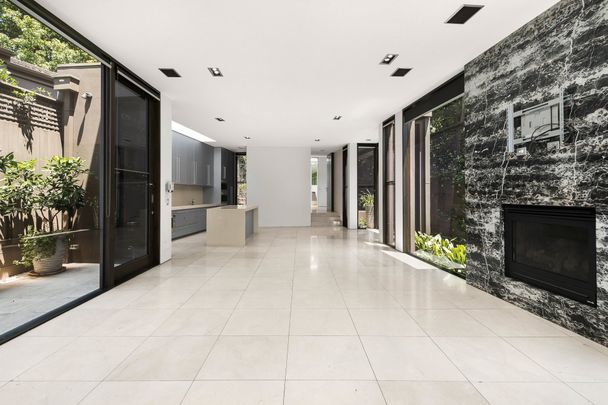 Thinking of selling? Contact our agent - Photo 1