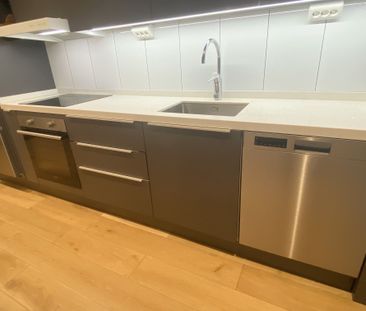 Karlsdalsallén, Örebro - Photo 4