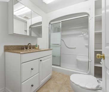 For Lease - 112 Kersey Crescent Unit# BSMT, Richmond Hill, Ontario - Photo 6