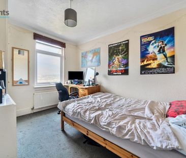 4 bedroom terraced house to rent - Photo 3