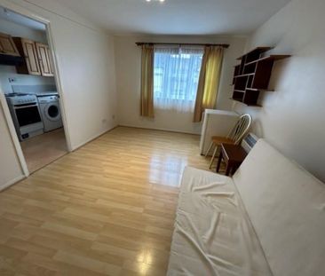 1 Bedroom Flat To Let - Photo 2