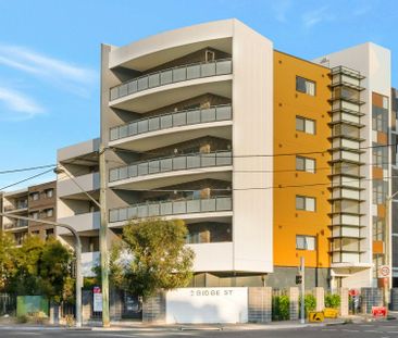 Two Bedroom Apartment For Lease! Offering ONE Weeks Free Rent!! - Photo 3