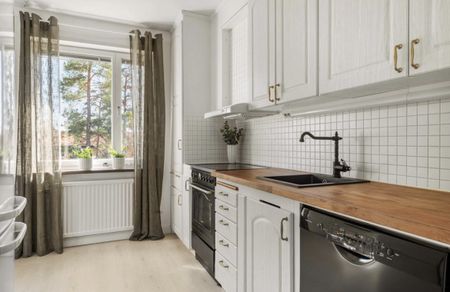 Ljungvägen, Hallstavik - Foto 3