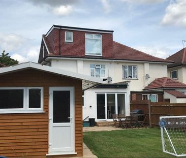 1 bedroom in a house share to rent - Photo 6
