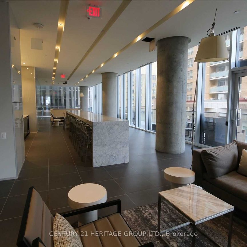 For Lease - 15 Grenville Street Unit# 4707, Toronto, Ontario - Photo 1