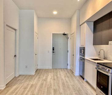 For Lease - 5105 Hurontario Street Unit# 212, Mississauga, Ontario - Photo 2