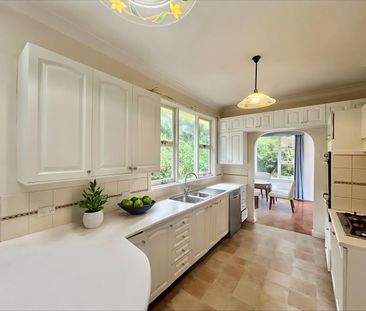 19 Careebong Rd, Frenchs Forest NSW 2086 - House For Rent | Domain - Photo 4