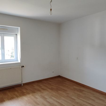 T3 avec cave et parkings - Photo 4