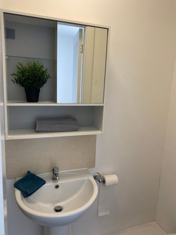 1 bedroom in a house share to rent - Photo 5