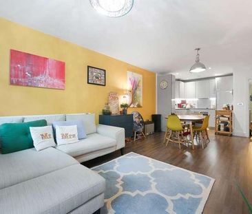 Two Bedroom New Build Flat In Surrey Quays, SE8 - Photo 2