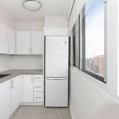 Dec ✔ Bloor/Yonge Bach apt $all-incl (gym, party room) - Photo 1