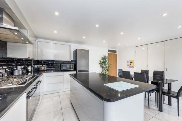 5 bedroom flat share to rent - Photo 1