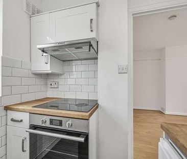 Coleman Court, Kimber Road, London, SW18 - Photo 4