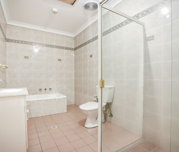 13/10-20 Fifth Avenue, Campsie NSW 2194 - Townhouse For Rent | Domain - Photo 1