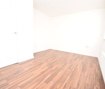 55, Whinmoor Way, Leeds, West Yorkshire, LS14 5LU - Photo 1