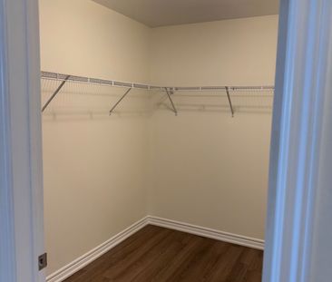 For Lease - 109 King Avenue Unit# 401, Clarington, Ontario - Photo 2