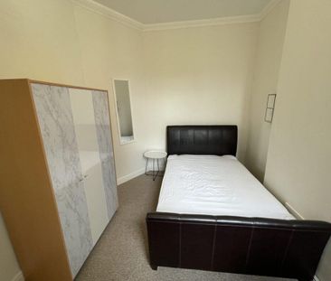 1 bedroom ground floor flat to rent - Photo 3