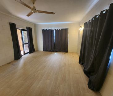 Walking distance to Cairns Central Shopping Centre - Photo 1