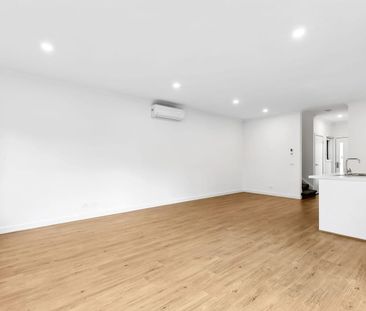 Stylish Townhouse Living in the Heart of Lara. - Photo 1