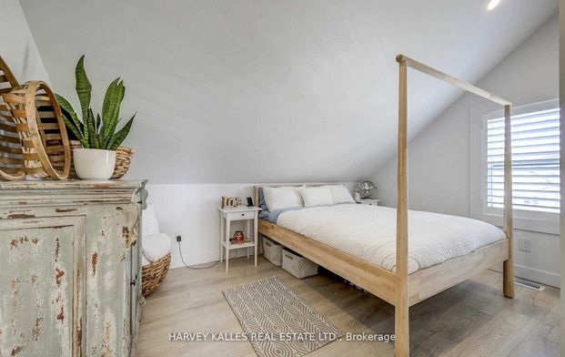 For Lease - 262 Oshawa Boulevard, Oshawa, Ontario - Photo 1