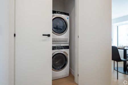 Le Samuel — Unit 1006 - Photo 3