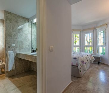 Middle Floor Apartment in Nueva Andalucía - Foto 1