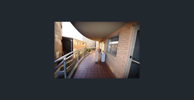 UNFURNISHED - Modern & Secure Apartment - Level 4 - Close to Maroubra Junction - Photo 1