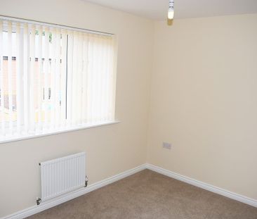 3 bedroom detached house to rent - Photo 3
