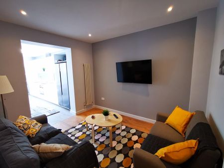 1 bedroom flat to rent - Photo 2