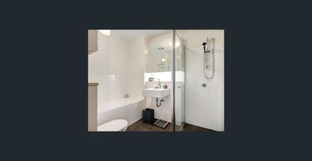 Stylish and Spacious Villa - Photo 4