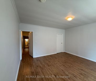 For Lease - 2471 Dundas Street Unit# UPPER, Toronto, Ontario - Photo 3