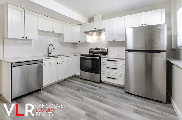 House in Coquitlam, BC - Photo 1